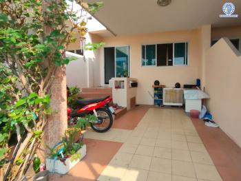 *****ทาวน์เฮ้าส์มือสองย่านสมุทรสาคร ม.จารุวรรณ เพชรเกษม 130 เนื้อที่มากถึง 22.3 ตร.ว. ฟังก์ชันจัดเต็มถึง 3 ห้องนอน 3 ห้องน้ำ 1 ที่จอดรถ บนทำเลเดินทางสะดวก เชื่อมต่อถ.เพชรเกษม, ถ.พุทธมณฑลสาย 5, ถ.เศรษฐกิจ 1